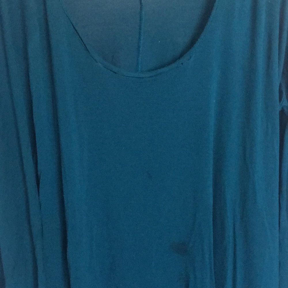 Emerald green tunic - Picture 3 of 3